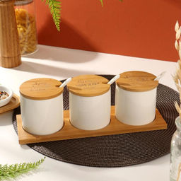 Банки для хранения на деревянной подставке «Кухня - сердце дома», 3 шт. по 250 мл