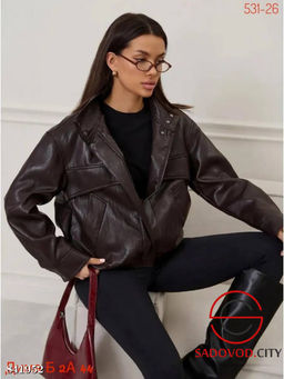 Кожаная куртка весенняя