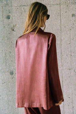 BLAZER FLUIDA EFECTO ARRUGADO / breva - Zara фото 4