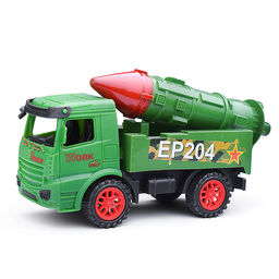Автовоз с военной техникой, под колпаком