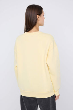 Teen Sar? Kabartma Slogan Bask?l? Oversize/Genis Kal?p Kal?n Orme Sweatshirt TWOAW26SW00172 - Trendyolmilla фото 7