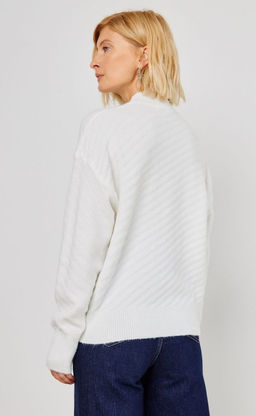 Джемпер женский F322-15105 молочный - Fine joyce фото 7