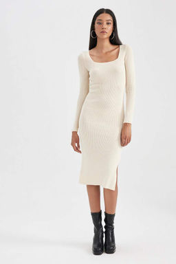 Приталенное платье миди в рубчик с квадратным вырезом и длинными рукавами и разрезом - Defacto фото 6