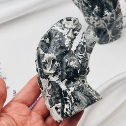 Динозавр Тирэкс резной из Яшмы