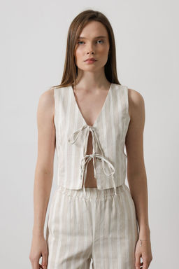 Trendyolmilla Bej Keten Gorunumlu Onu Baglama Detayl? Cizgili V Yaka Crop Dokuma Bluz TWOSS25BZ00159
