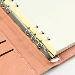 Ежедневник со встроенным зарядным устройством «Мечтай», мод.PB-24.17,5×23.5 см