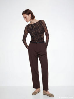 Beli Kemerli Kad?n Pileli Kuma? Pantolon