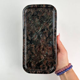 Блюдо из Арфведсонита (Нуумит)