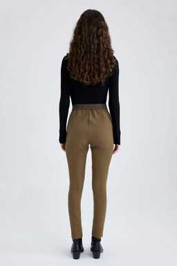 Короткие длинные брюки скинни на молнии с высокой талией - Defacto фото 7