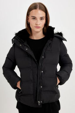 Su Itici Puffer Sisme Mont Kapusonlu Fermuar C?tc?t Kapmal? Cepli