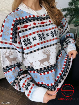 Свитер вязанный новогодний