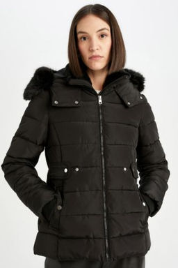 Su Itici Hafif Uzun Sisme Mont C?kar?labilir Suni Kurk Kapusonlu Kapitoneli Fermuar C?tc?tl? Cepli