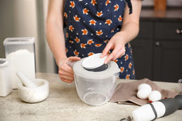 Емкость для миксера мерная ХЕЛЬСИНКИ с крышкой 1,9 л пепельный жемчуг PT111010024