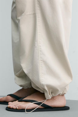 PANTAL?N PARACHUTE RELAXED FIT / Piedra - Zara фото 6