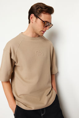 Vizon Oversize/Genis Kesim Dokulu Waffle Kabar?k Yaz? Bask?l? T-Shirt TMNSS24TS00164 - Trendyolmilla фото 2