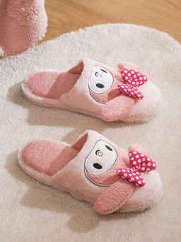 Kulak Detayl? Pel?? Kad?n Ev Terli?i