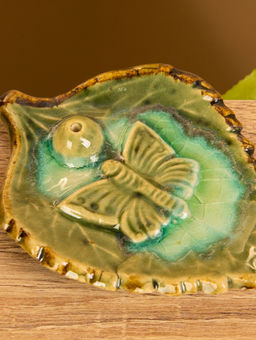 Подставка под благовония «Бабочка на листке», 11×8×1 см, керамика, бежевая