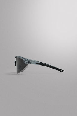 GAFAS DE SOL EASSUN X ATHLETICZ / Gris