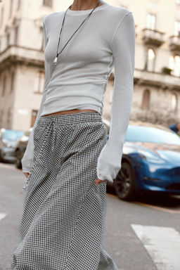 FALDA MIDI CUADRO VICHY / Crudo / Negro - Zara фото 4