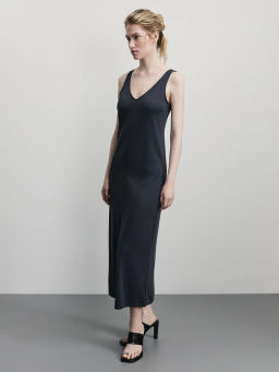 Сарафан с V-образным вырезом из модала / Zarina  фото 4