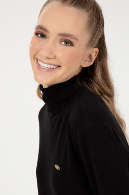 Kad_n Siyah Basic Kazak