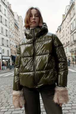 ANORAK EFECTO BRILLANTE WATER REPELLENT WINDPROOF / Khaki - Zara фото 2