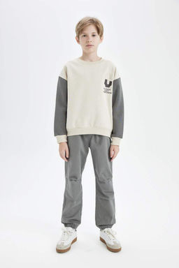 Габардиновые брюки-джоггеры для мальчиков со шнуровкой на талии и эластичными карманами на штанинах - Defacto фото 4