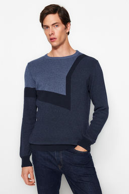 Trendyolmilla Man Indigo Slim Fit Pamuklu Bisiklet Yaka Renk Bloklu Triko Kazak TMNAW24KZ00024