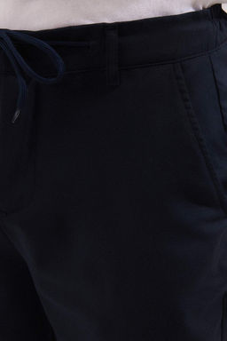 Lacivert Slim Fit Beli Baglama Detayl? Lastikli Kumas Dokuma Pantolon TMNAW25PL00027