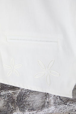 Trendyolmilla Beyaz Fitted Nak?sl? Pamuklu Dokuma Yelek TWOSS25YE00112 фото 7