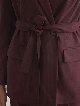 ?izgili Beli Ku?akl? Kad?n Blazer Ceket