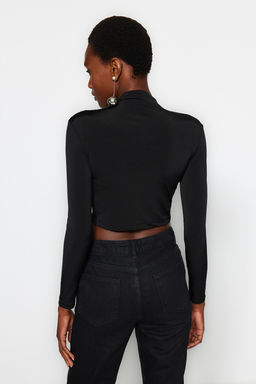 Siyah Dik Yaka Drapeli Crop Bluz TWOAW24BZ00164
