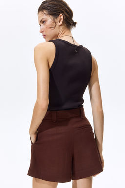 Pantal?n corto con pliegues - H&m фото 2
