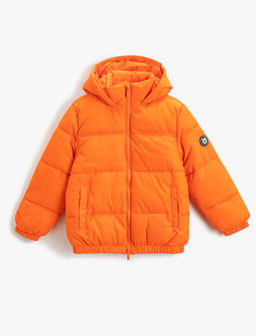 Длинный пуховик для мальчика на плюшевой подкладке