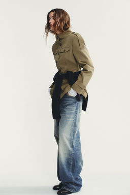 JACKET WITH SHOULDER TABS AND POCKETS - Zara фото 5