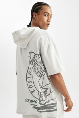 DeFactoFit NBA Boston Celtics Oversize Genis Kal?p Kapusonlu S?rt Bask?l? K?sa Kollu Tisort