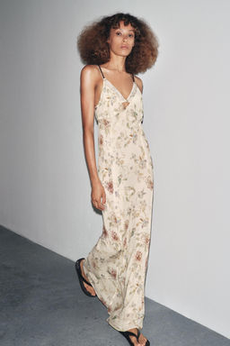 FLORAL PRINT STRAPPY DRESS