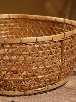 Корзина плетёная «Клоус», 36×36×14 см, бамбук, светлая