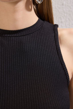 Trendyolmilla Siyah Animal Bask?l? Halter Yaka Fitted/Vucuda Oturan Crop Esnek Orme Bluz TWOSS22BZ0879  фото 7