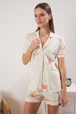 Trendyolmilla Ekru %100 Pamuklu Ay?c?k ve Galaksi Desenli Biyeli Sortlu Orme Pijama Tak?m? THMSS25PT00369 фото 2