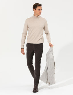 Узкие брюки из плотной ткани цвета хаки