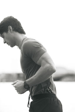 Camiseta de deporte con DryMove Muscle Fit - H&m фото 14