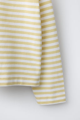 STRIPED T-SHIRT WITH EMBROIDERED HEART - Zara фото 4