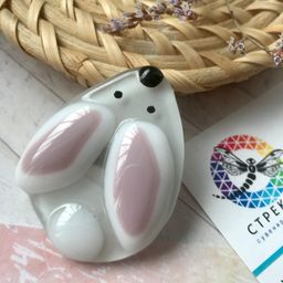 Брошь Зайчонок