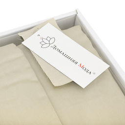 Постельное белье, комплект 2-х спальный "Альстромерия", 4 предмета: пододеяльник на пуговицах 175х215см, евро-простыня 220х240см, 2 наволочки 70х70см с клапаном-запахом, сатин 135г/м2, хлопок 100%, упаковка "подарочная" коробка, вставка ПВХ 50х36,5х7