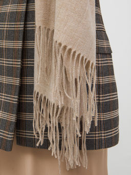 в составе шерсть Большой, мягкий, теплый двусторонний однотонный палантин - Tantino фото 4