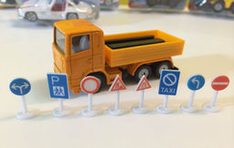 Грузовик Siku с дорожными знаками  фото 2