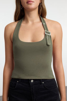 Trendyolmilla Siyah Boyundan Baglamal? Kemer Detayl? Fitted/Vucuda Oturan Orme Bluz TWOSS24BZ00580  фото 7