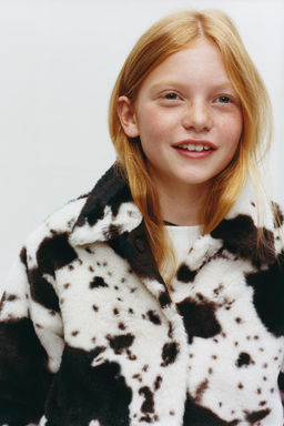 FAUX FUR COW PRINT JACKET - Zara фото 10