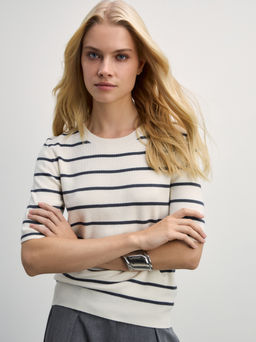 Базовый джемпер с коротким рукавом из вискозы / Zarina